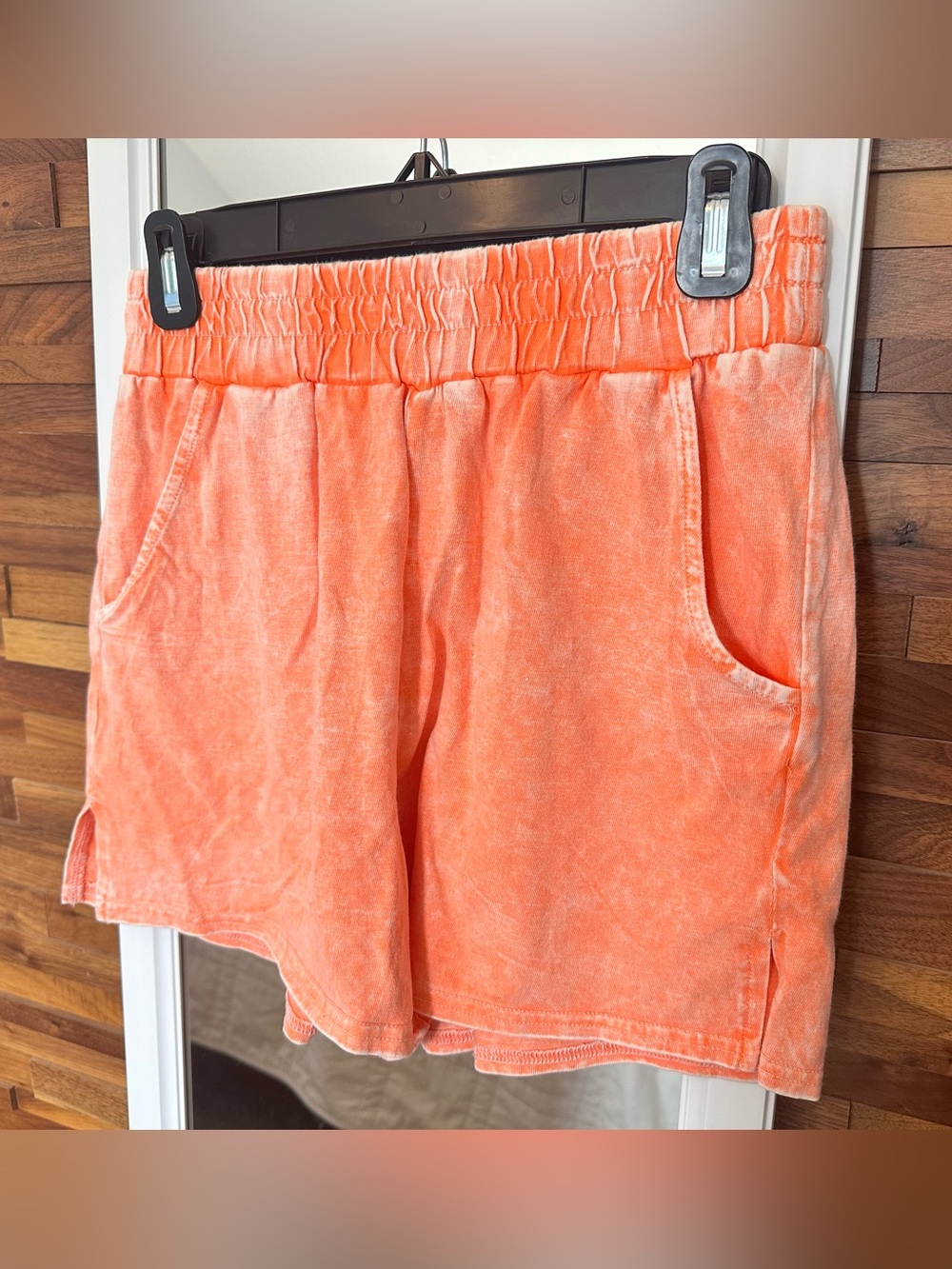 EUC🧡Zenana Halo Snow Washed Short Sleeve Tee & Shorts Set Small Orange - Picture 4 of 8